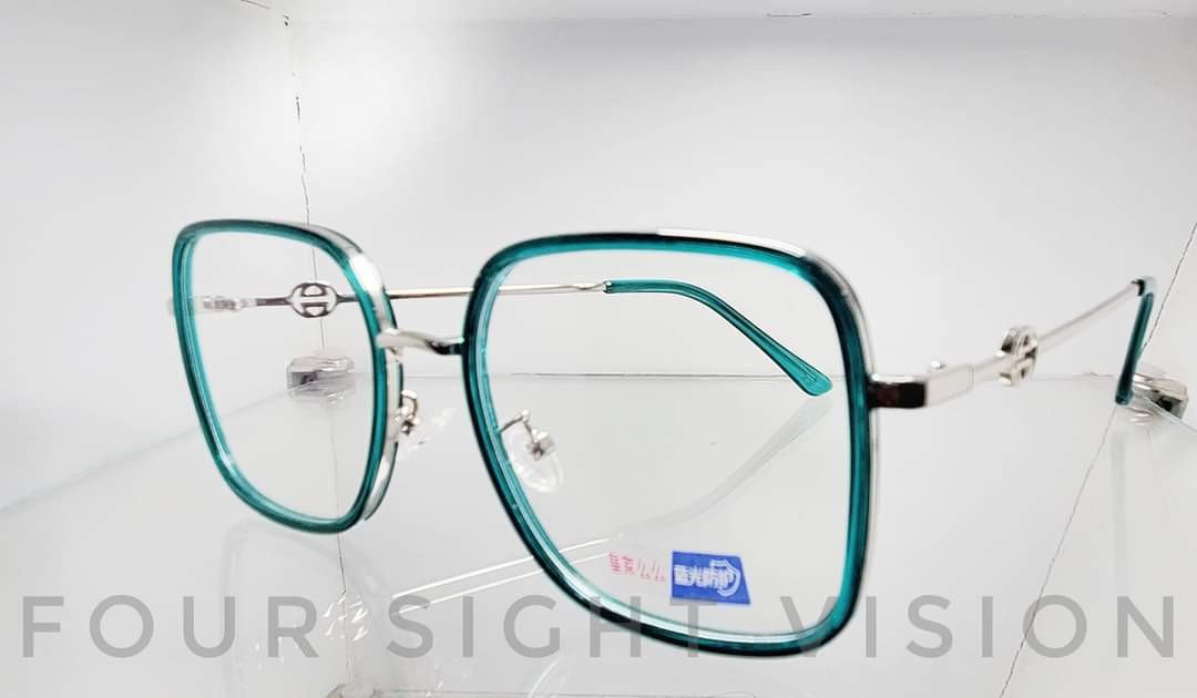 New Trendy Look Very Stylish Sunglass 2024